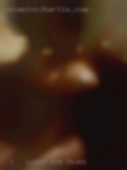 I   am very discrete and for women and 3sums very  clean.
