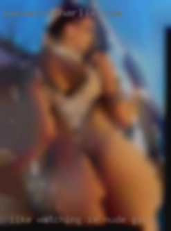 Like is nude girl watching Rugby and Cricket.