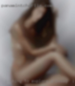 Looking to explore a pussy in London a little.